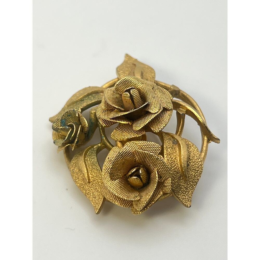Vintage Textured Gold Tone 3 Rose Costume Brooch Verdigris Romance Love